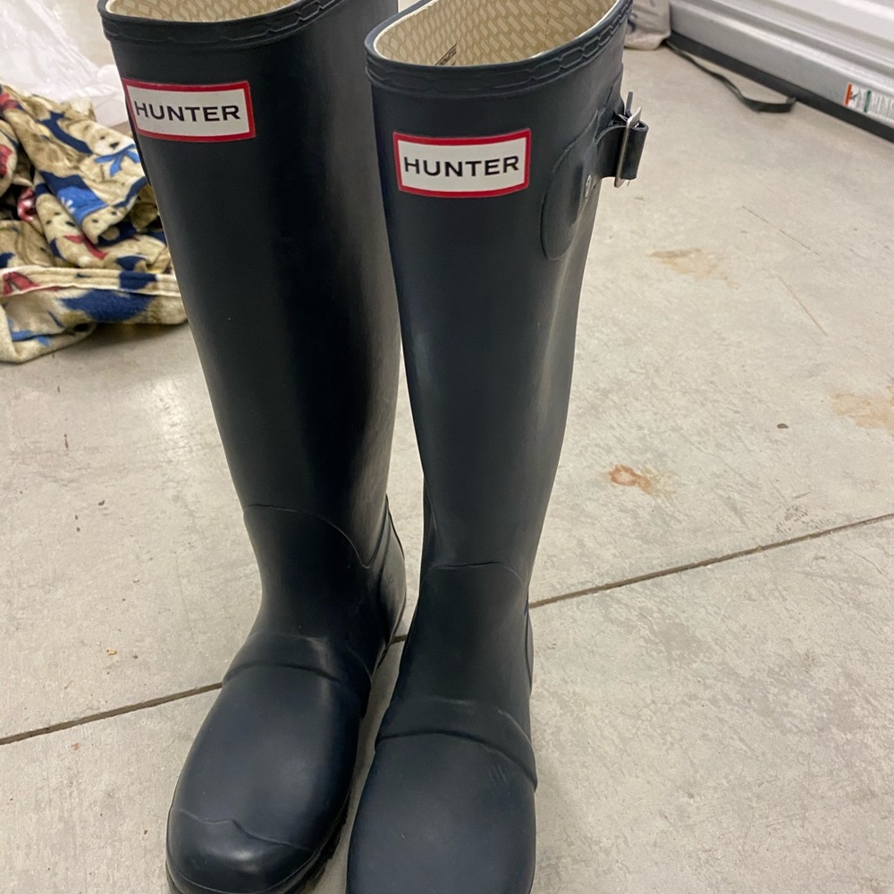 Hunter Rain Boots: Navy matte